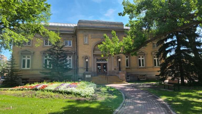 STEM Workshop at the Moose Jaw public Library