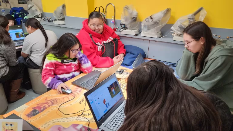 Indigenous STEM Program Kicks Off with Strong Start in Regina, Saskatchewan